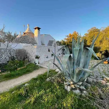 Trullo Primitivo * سيغلي ميسابيكا
