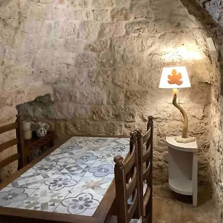 Trullo Primitivo Dom wakacyjny